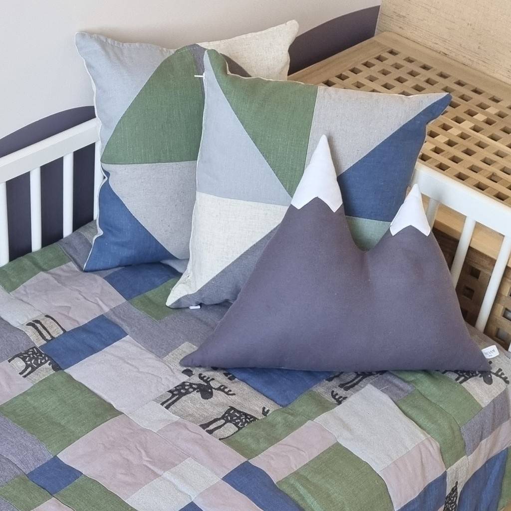 Подушка льняная "Треугольники" - 2