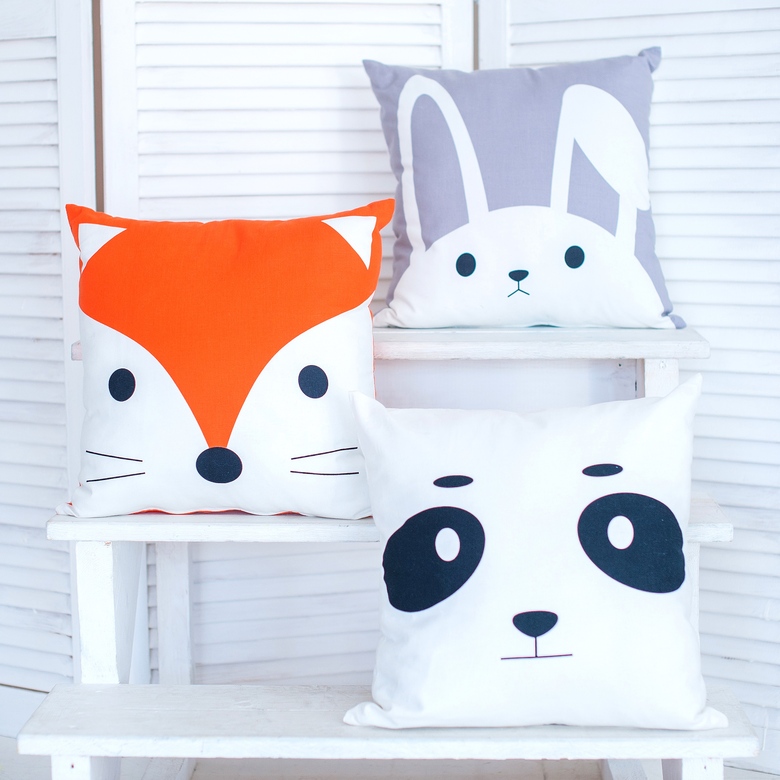 Комплект двусторонних подушек "Зверята"