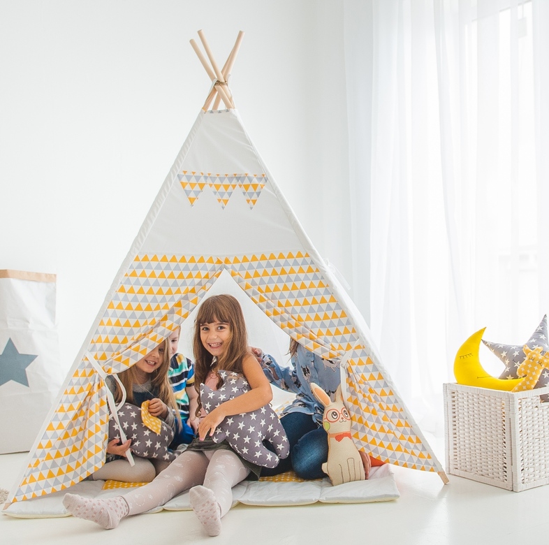 "Жёлто-серые треугольники"