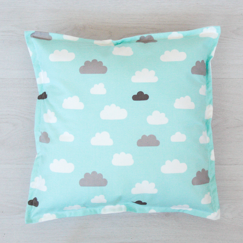 Подушка "Голубые облака"