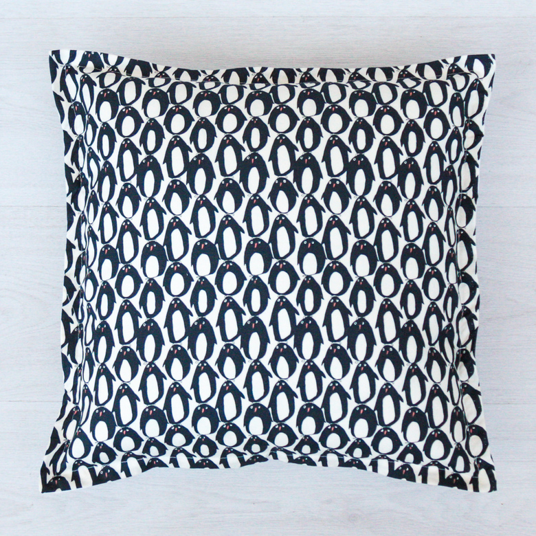 Подушка "Пингвинчики"