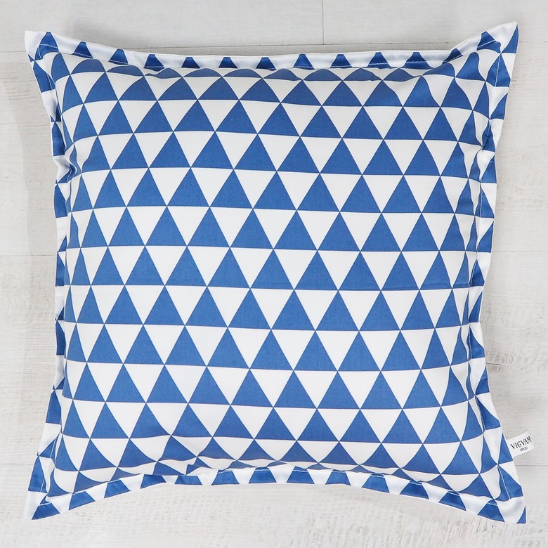 Подушка "Синие Треугольники"