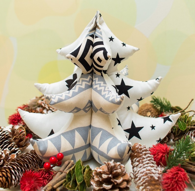 Объёмная Игрушка "Ёлочка" монохромная