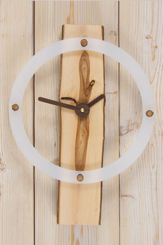 ДЕРЕВЯННЫЕ ЧАСЫ С КОЛЬЦОМ