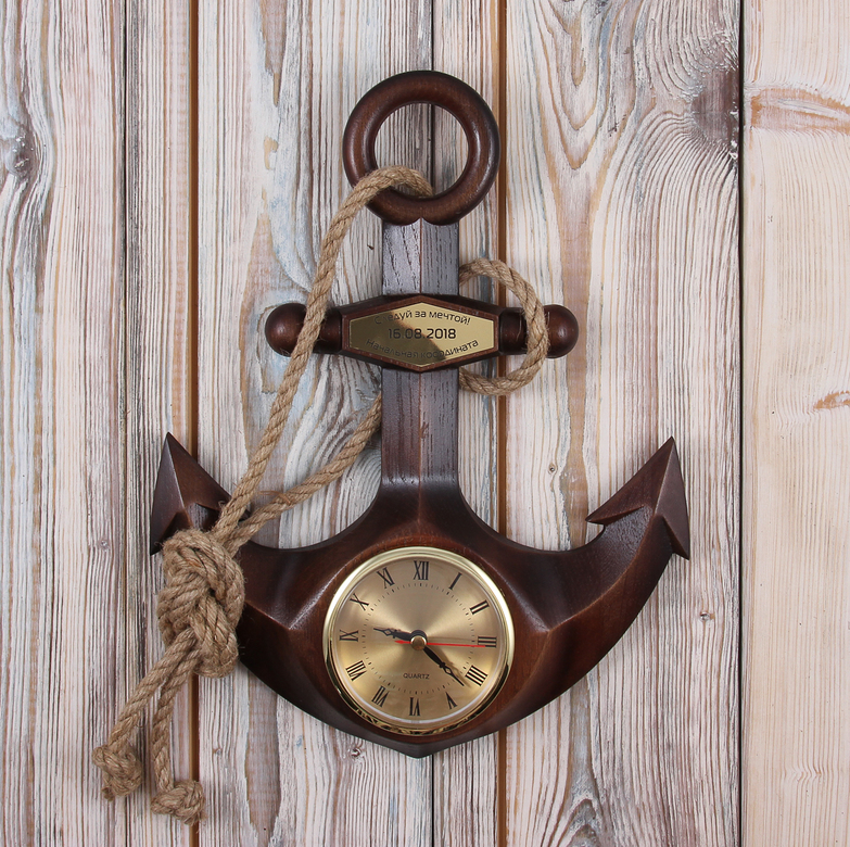 ДЕРЕВЯННЫЕ ЧАСЫ ЯКОРЬ