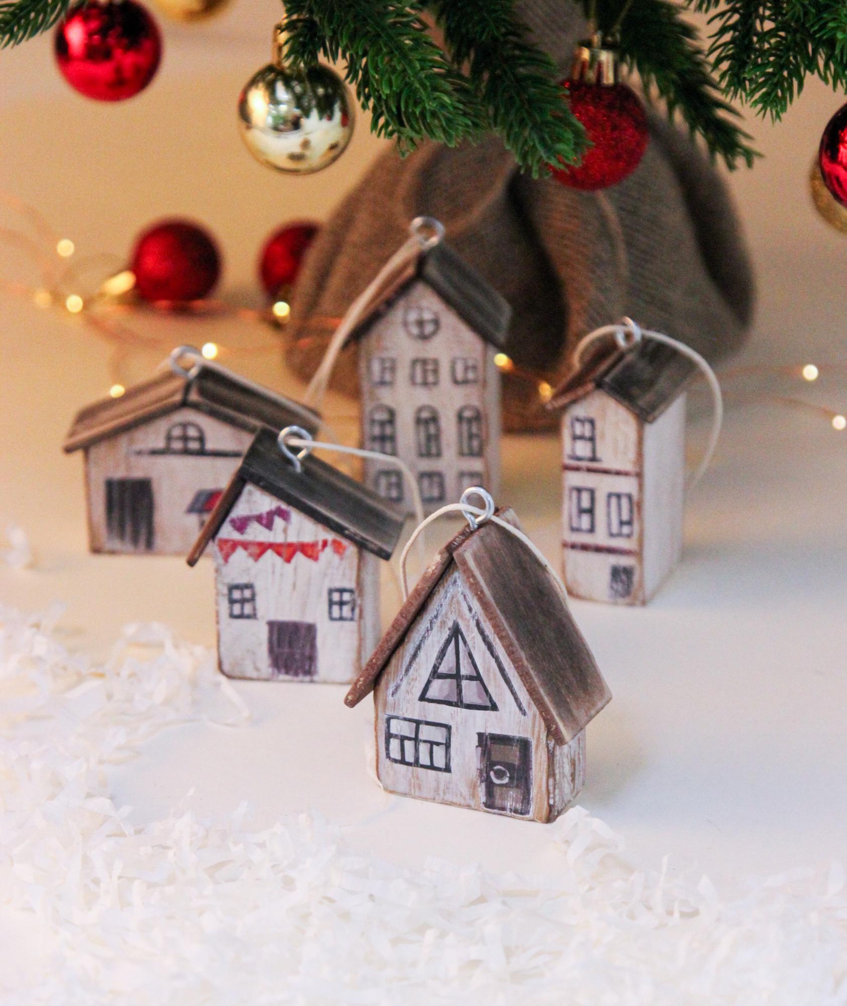 НАБОР ЁЛОЧНЫХ ИГРУШЕК "ГОРОД"