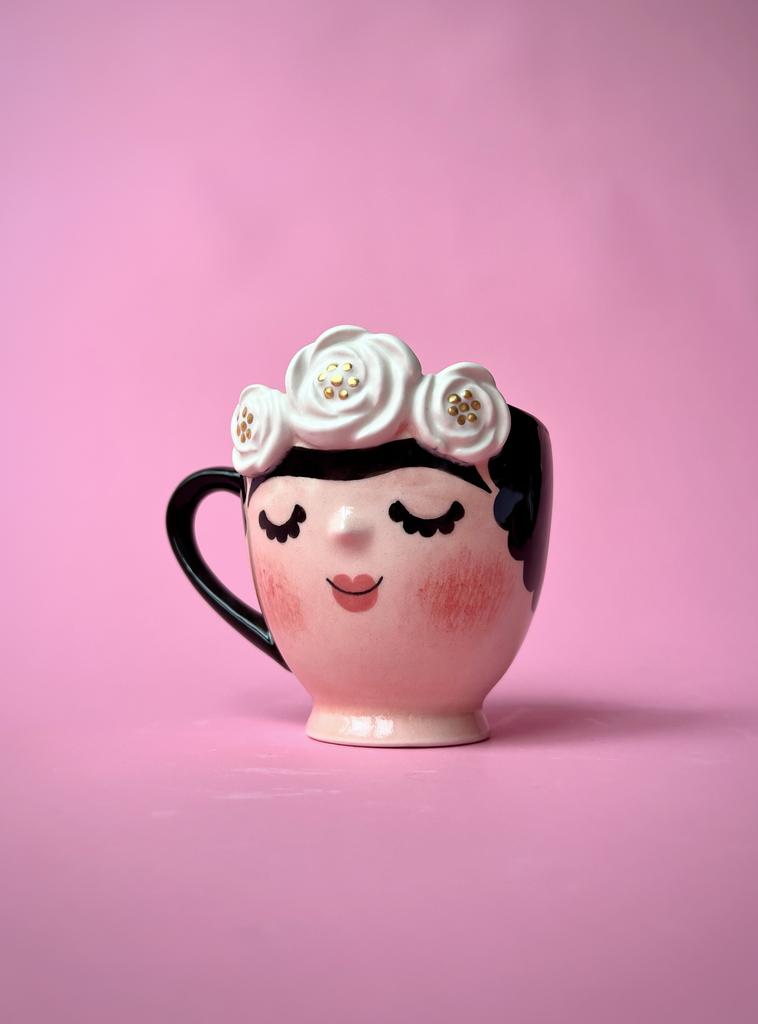 Чашка Frida с белыми цветами