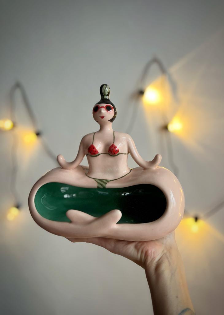 Хранительница с арбузиками