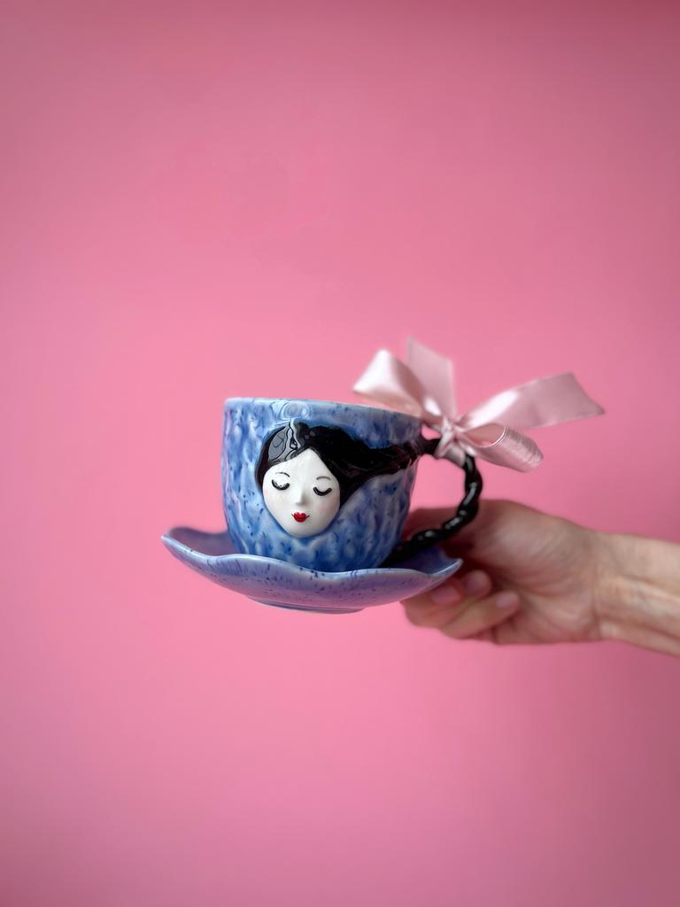 Чашка с блюдцем «Девица с косицей» blue