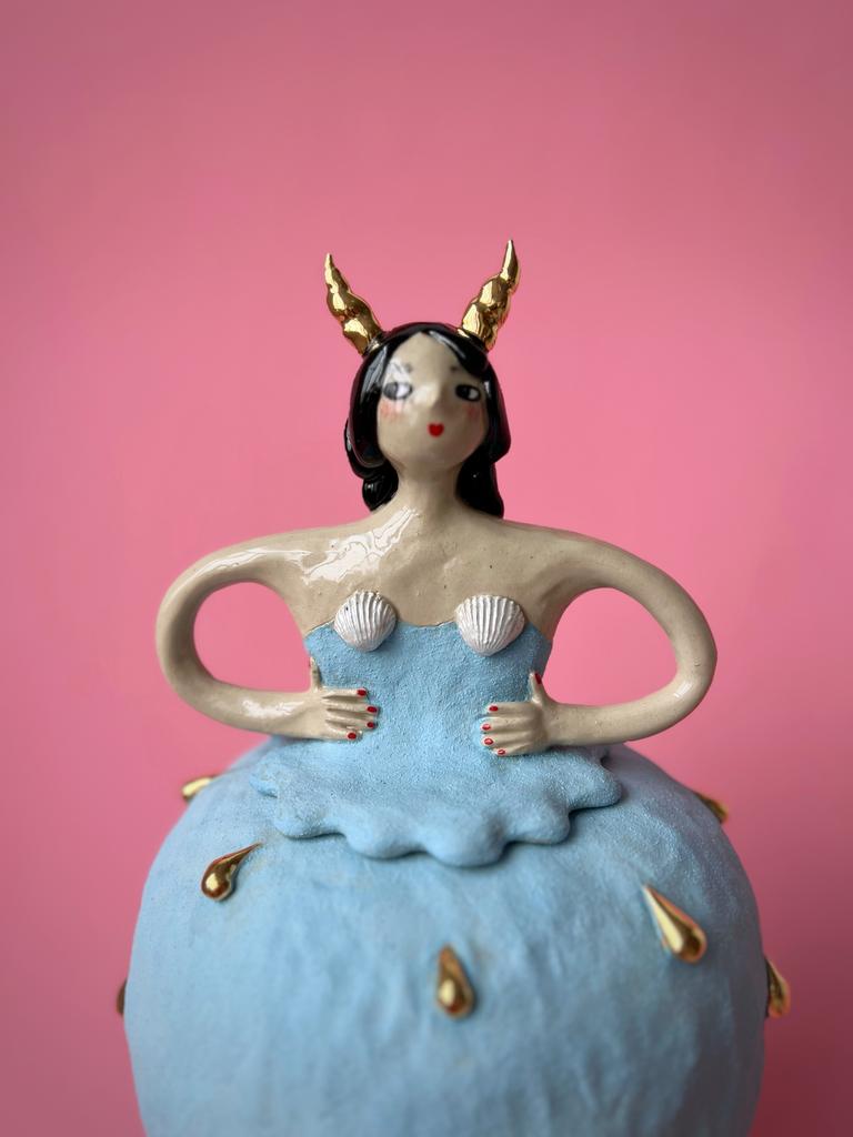 Ваза Козерог