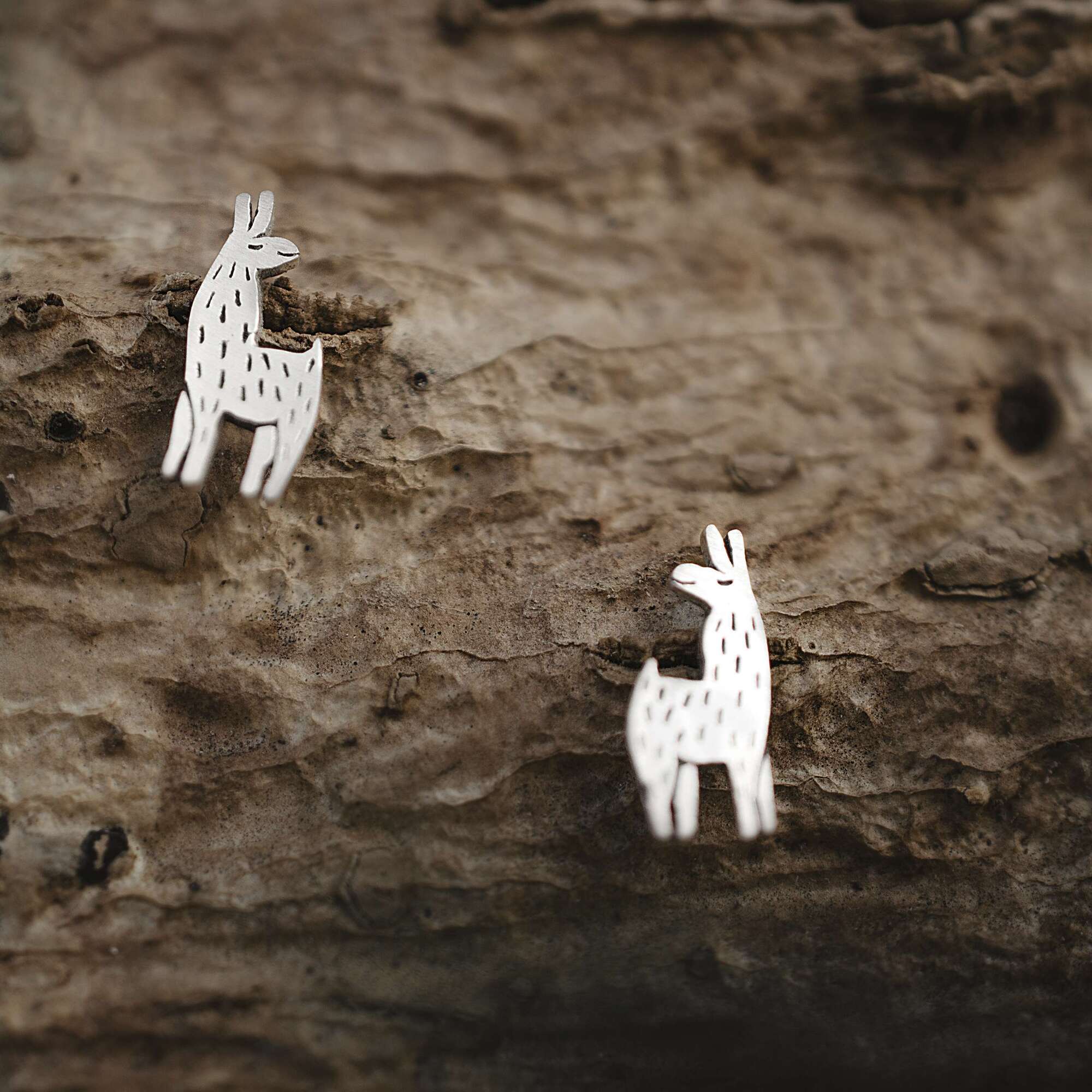 Ламы серьги пусеты