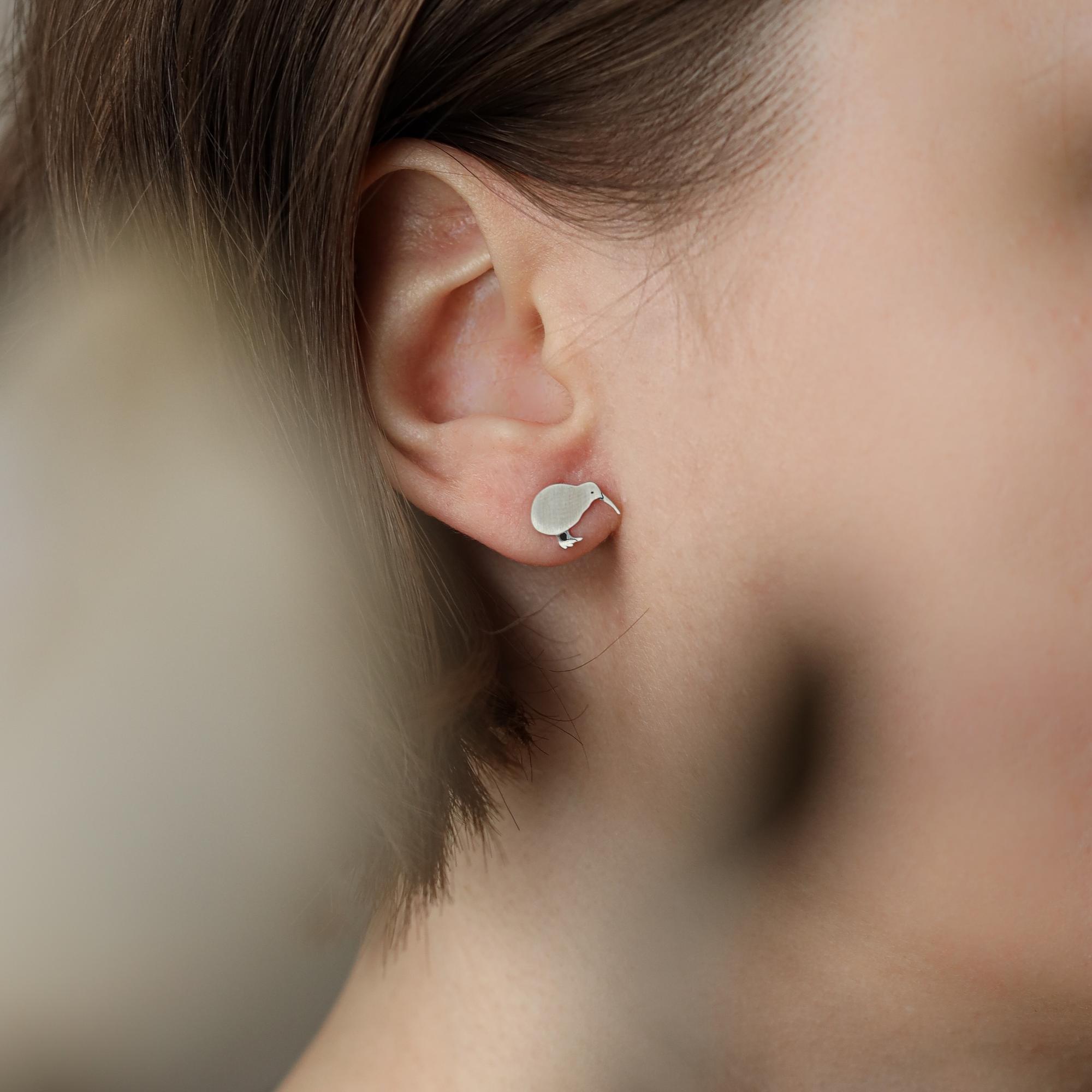 Киви серьги пусеты