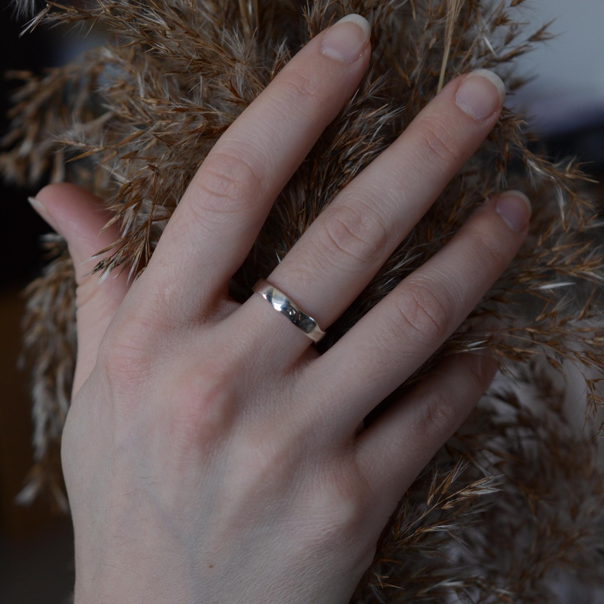 Кольцо Волна 3.5 мм