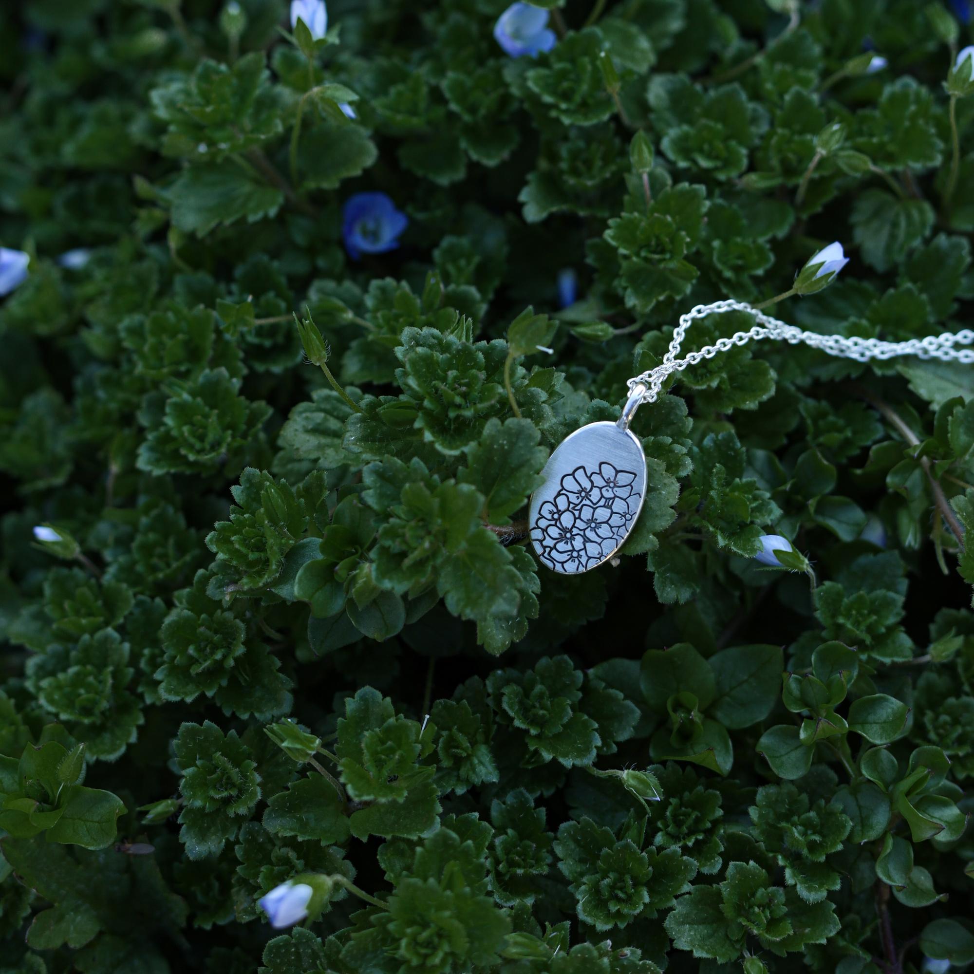 Гортензия кулон