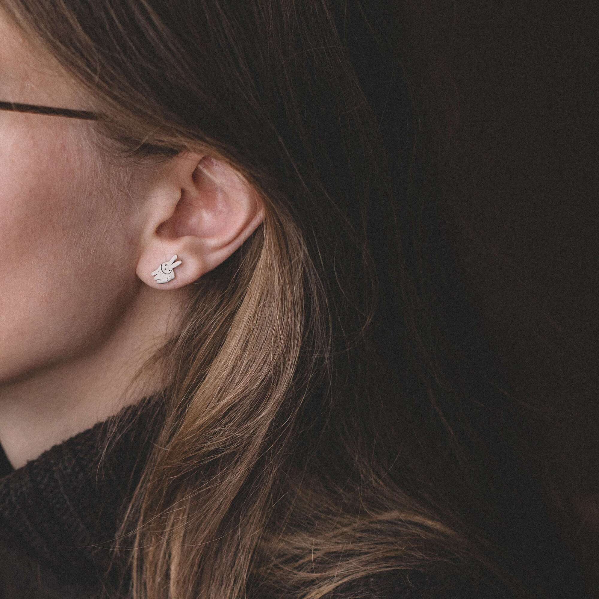 Зайцы серьги пусеты