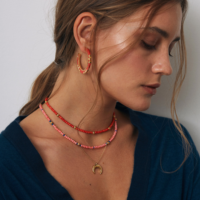 Чокер из розового коралла