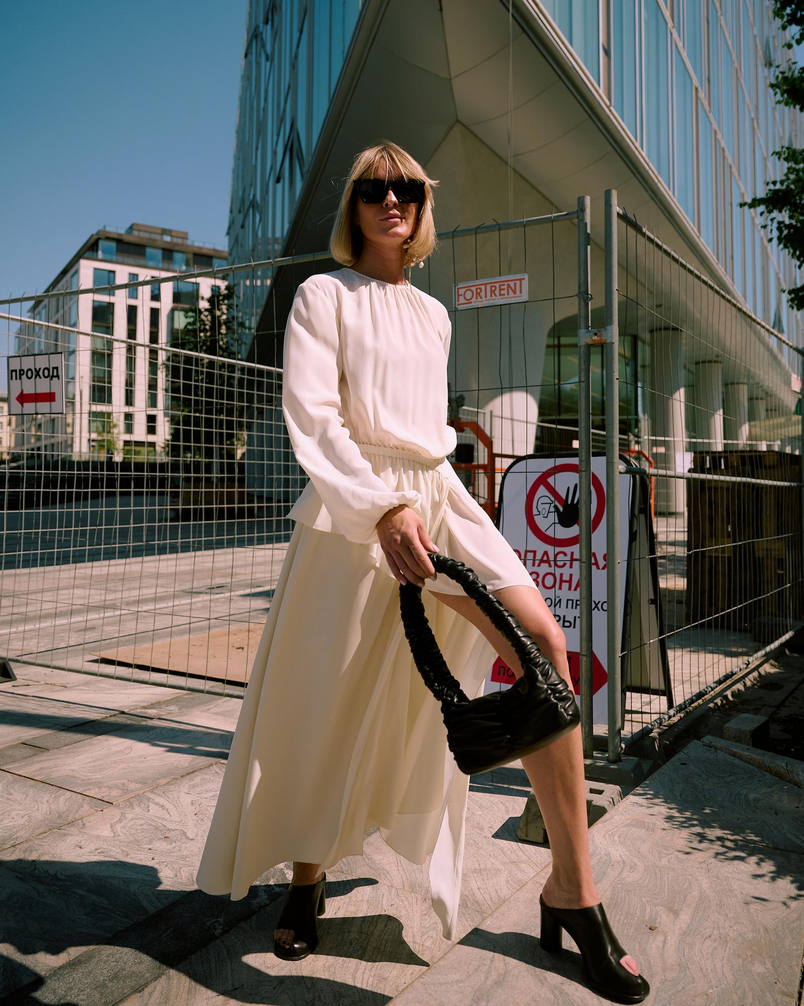 Платье VENUS из белого шелка