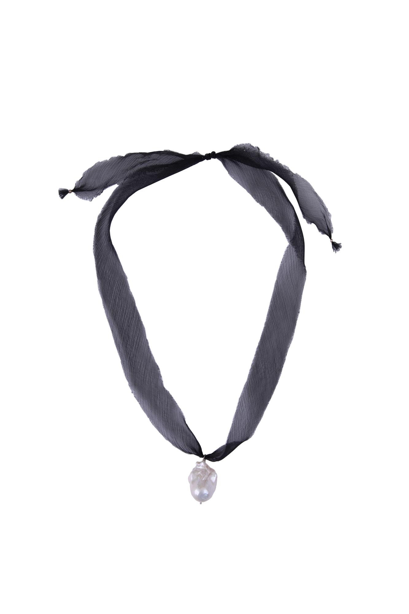 Колье ELZA Black из жемчужины с шелком