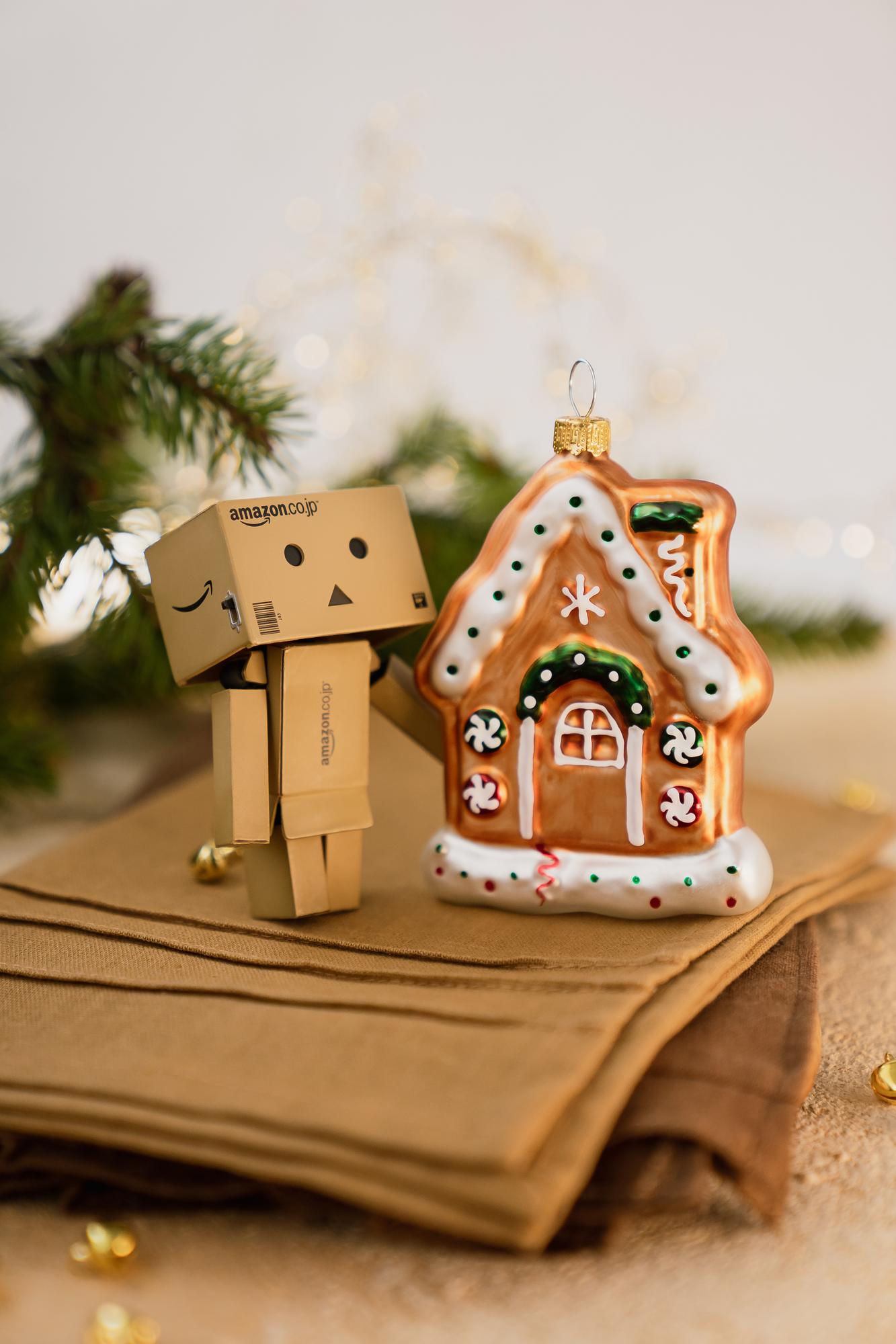 Стеклянная елочная игрушка "Домик"