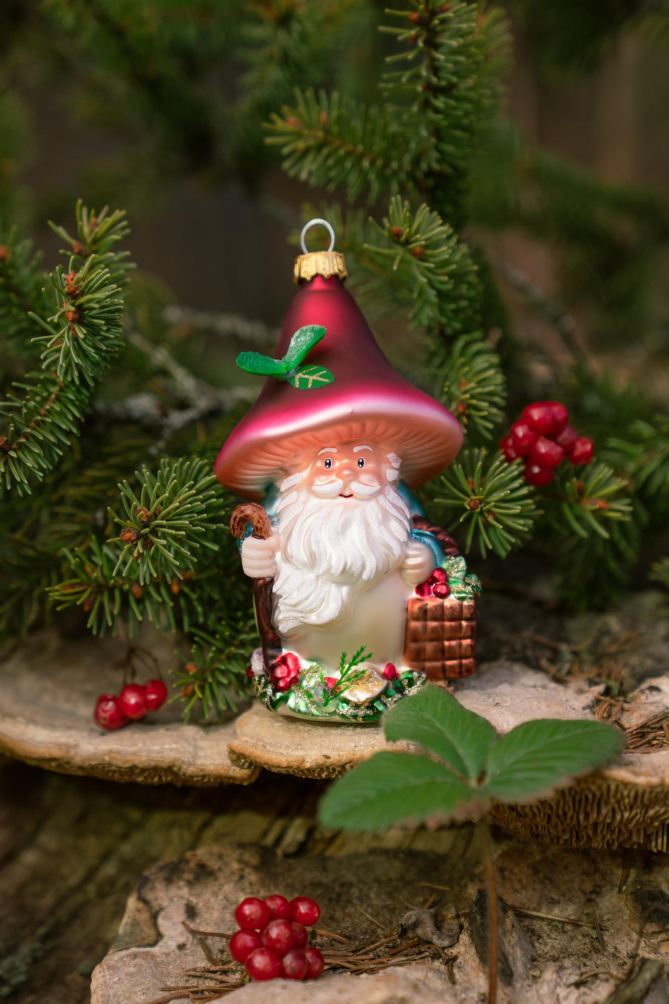 Стеклянная елочная игрушка "Лесовичок"