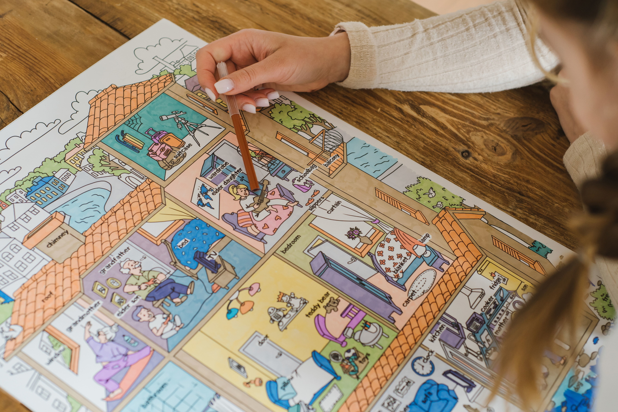 Дом и Семья - раскраска большая на английском языке для обучения детей