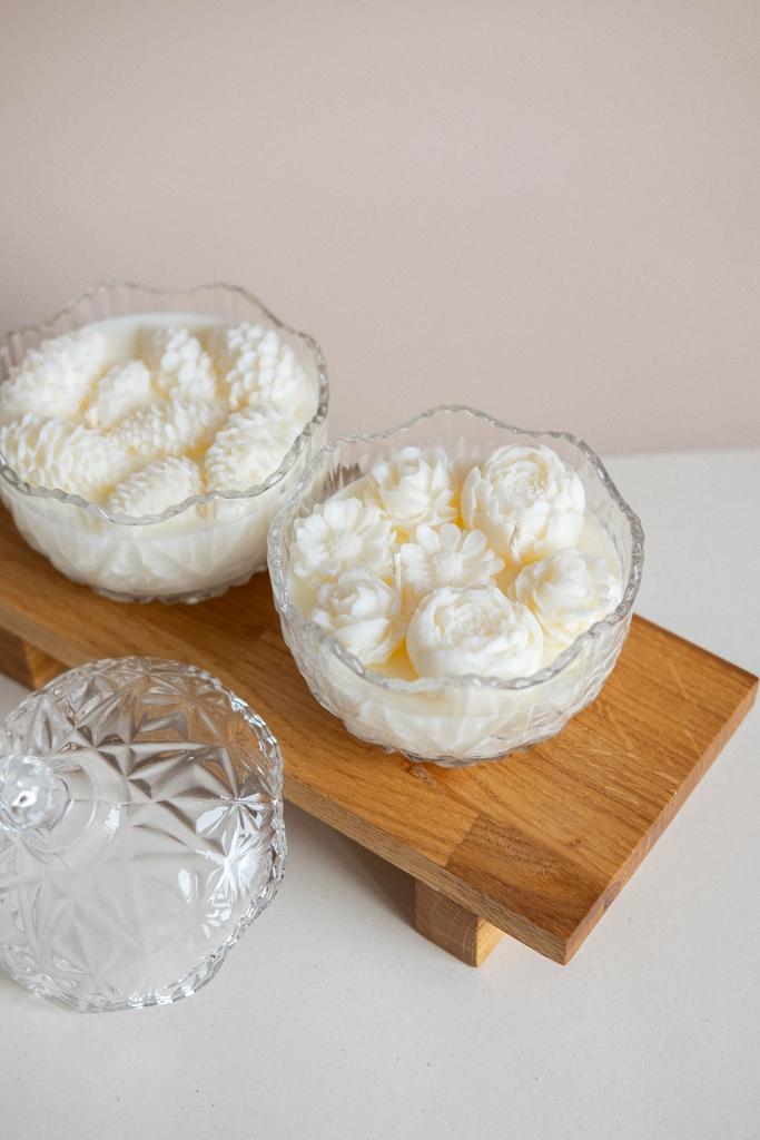 Свеча в хрустале с декором