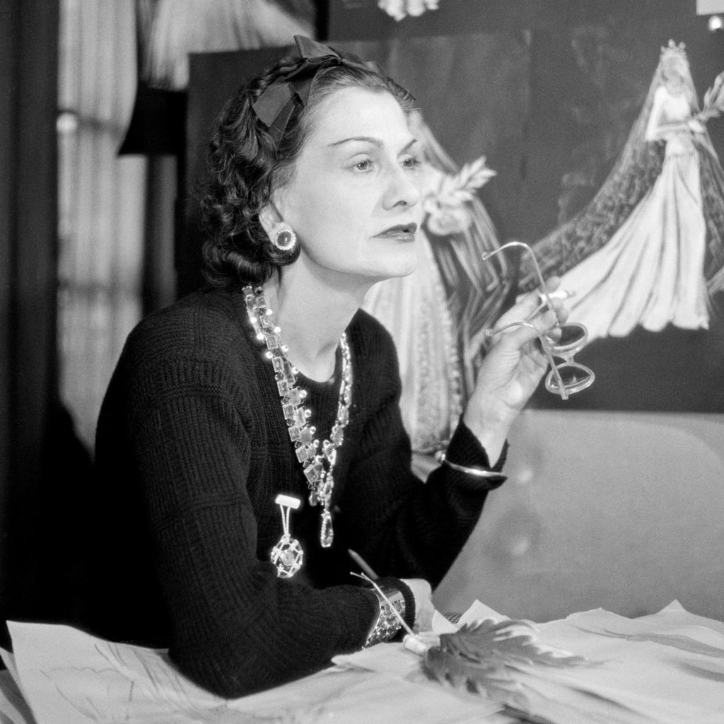 ВЕЛИКИЕ ИМЕНА МОДЫ: ОТ КОКО ШАНЕЛЬ ДО CHANEL. ИСТОРИЯ ЛЕГЕНДЫ 5/11/22