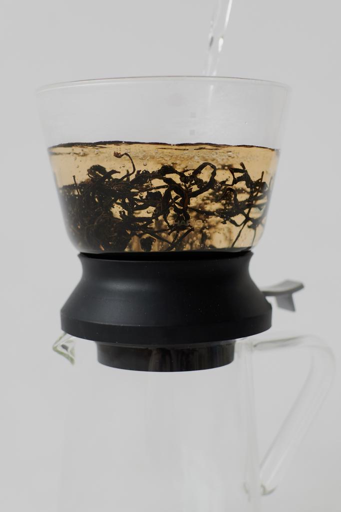 Чжэн Шань Сяо Чжун (20 г.)