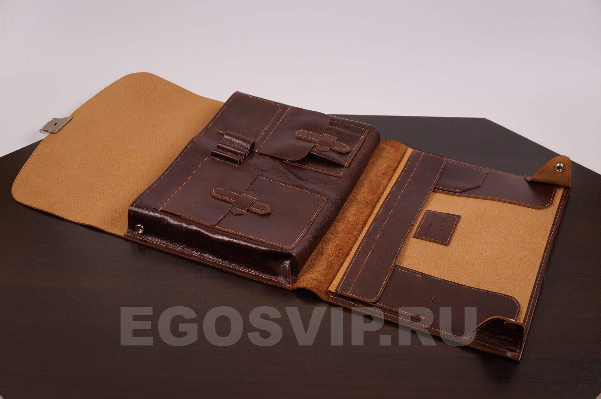 Кожаная папка для документов / модель 913 коньяк