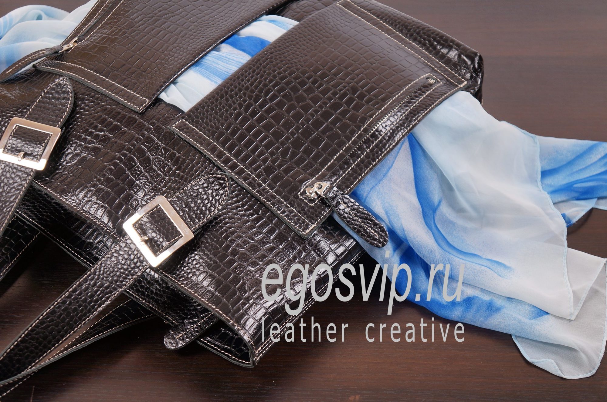 Кожаная сумка шоппер на молнии и с большими карманами / модель  25 черный крокодил