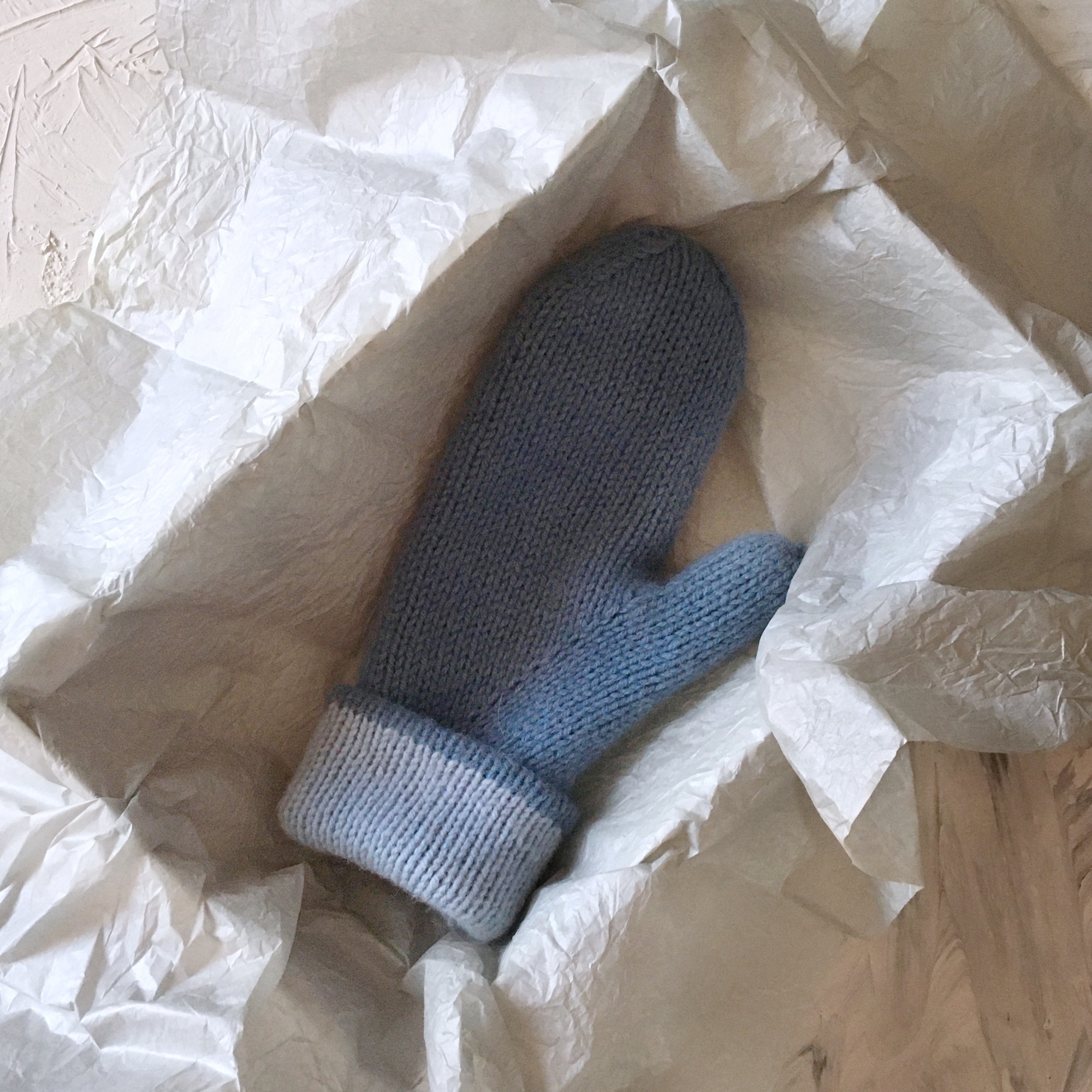 Варежки "Забота"