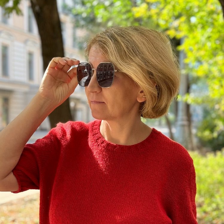 Джемпер "Мне это надо"