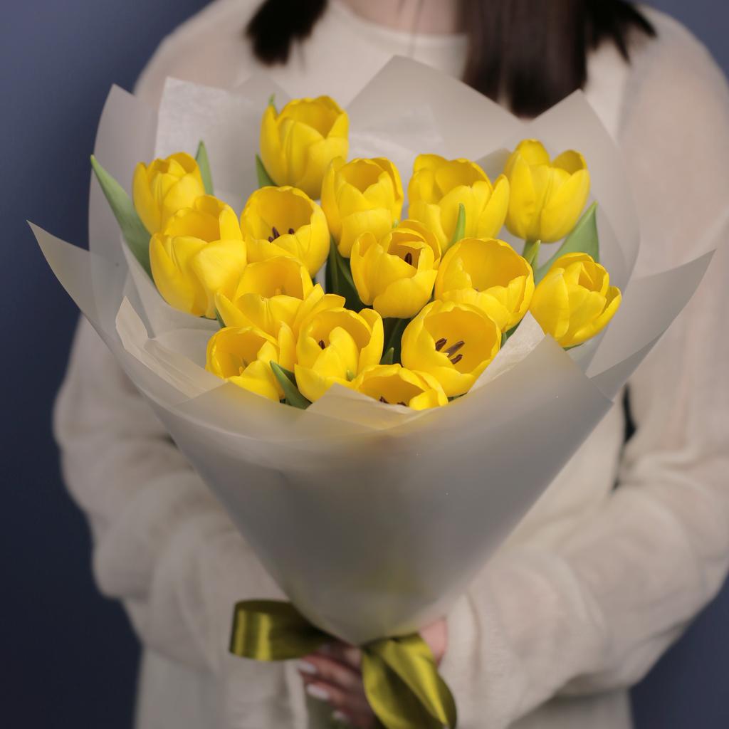 Солнечные тюльпаны