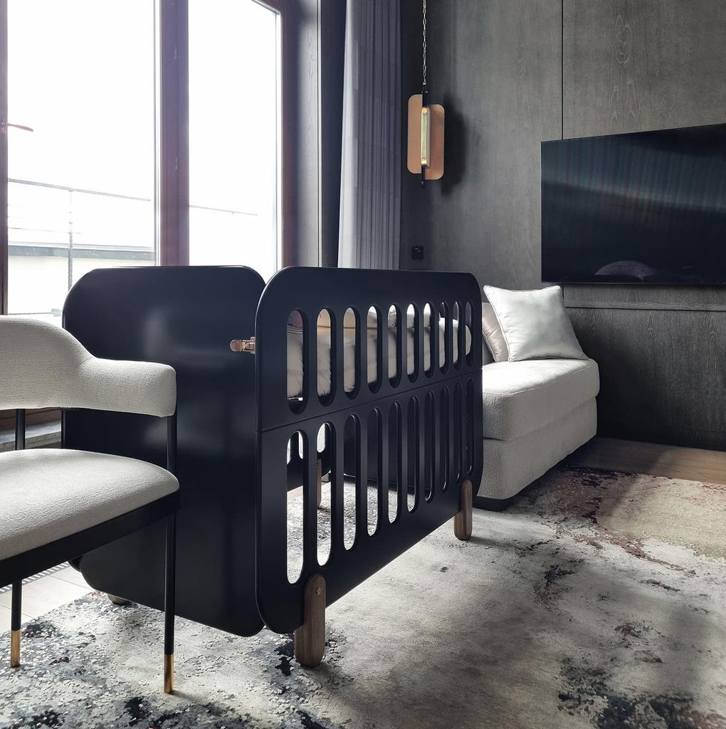 Детская кроватка "Baby Chipak - Just 2.5" черная