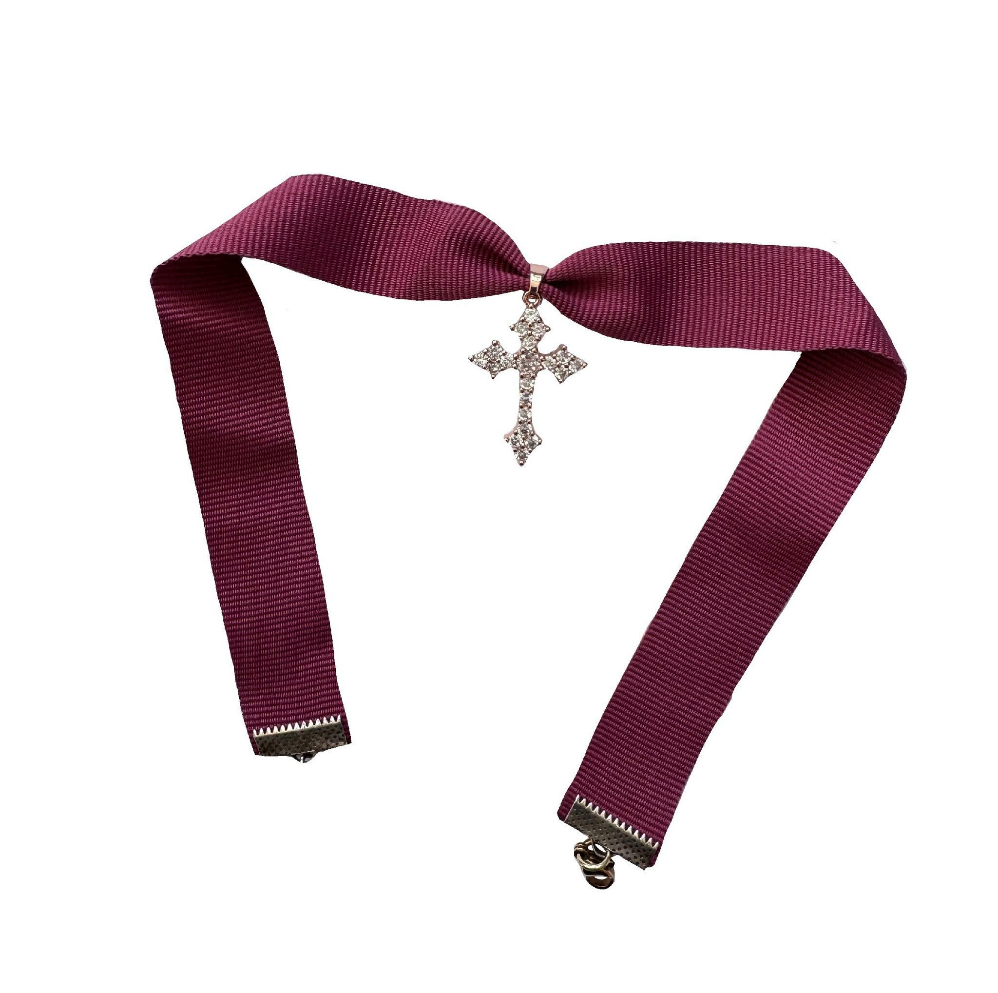 CROSS ON LACES