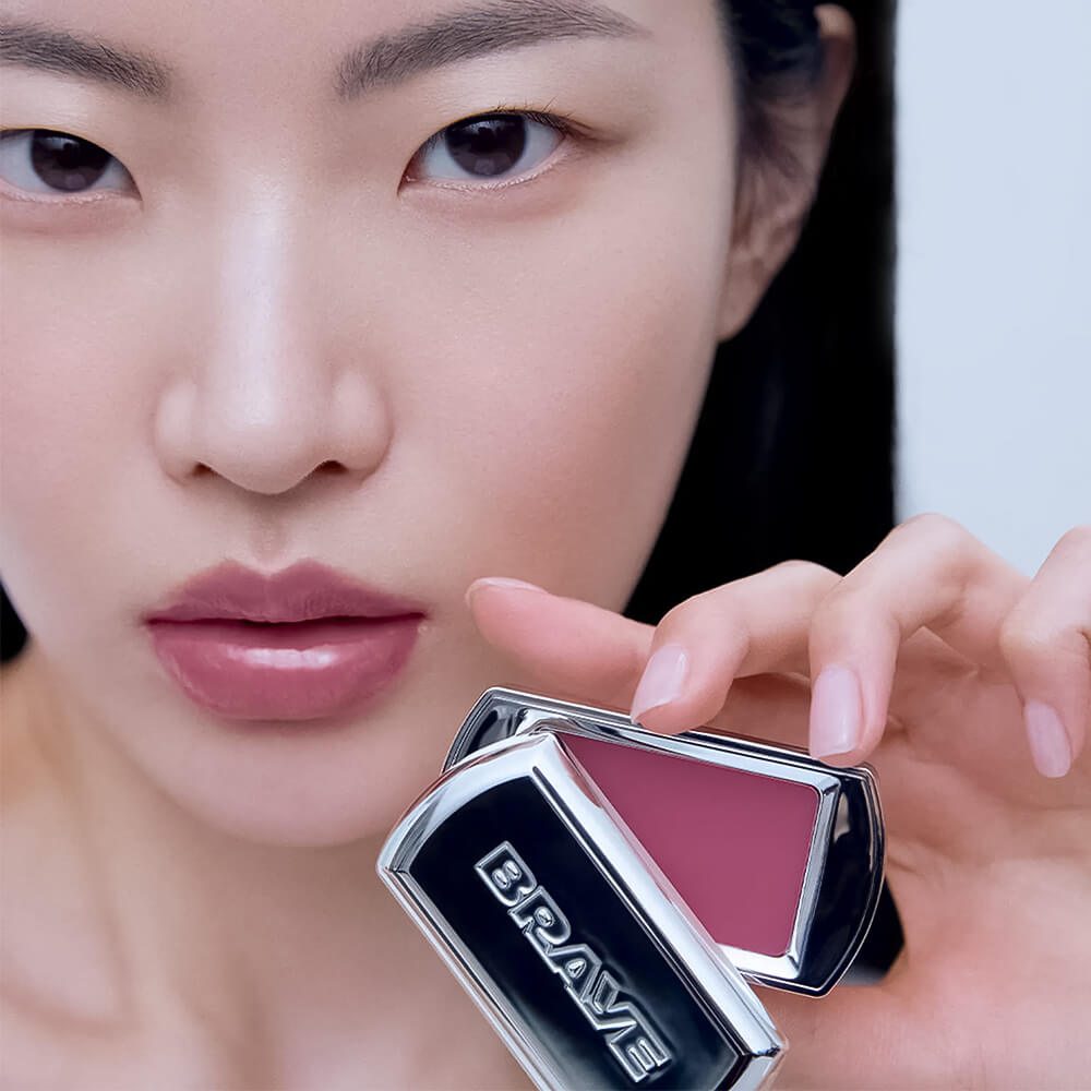 Многофункциональный оттеночный бальзам для губ и щек BRAYE Lipsleek 2.3g