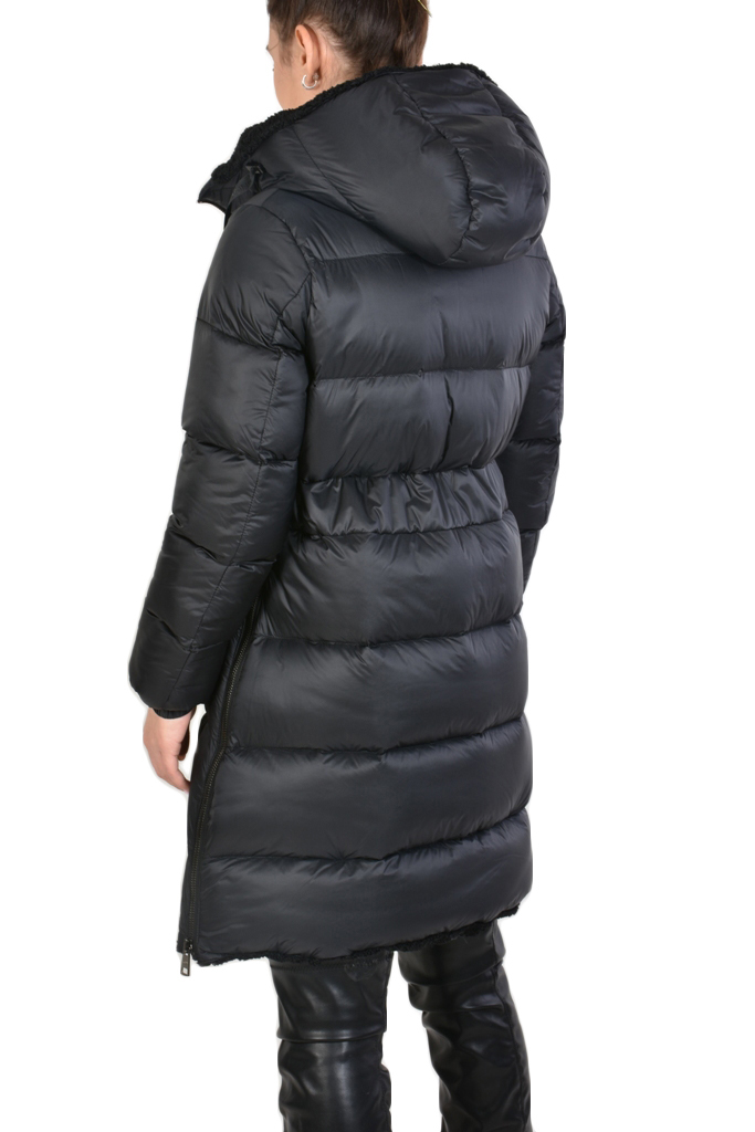 Утепленная куртка с капюшоном и поясом кулиской LH