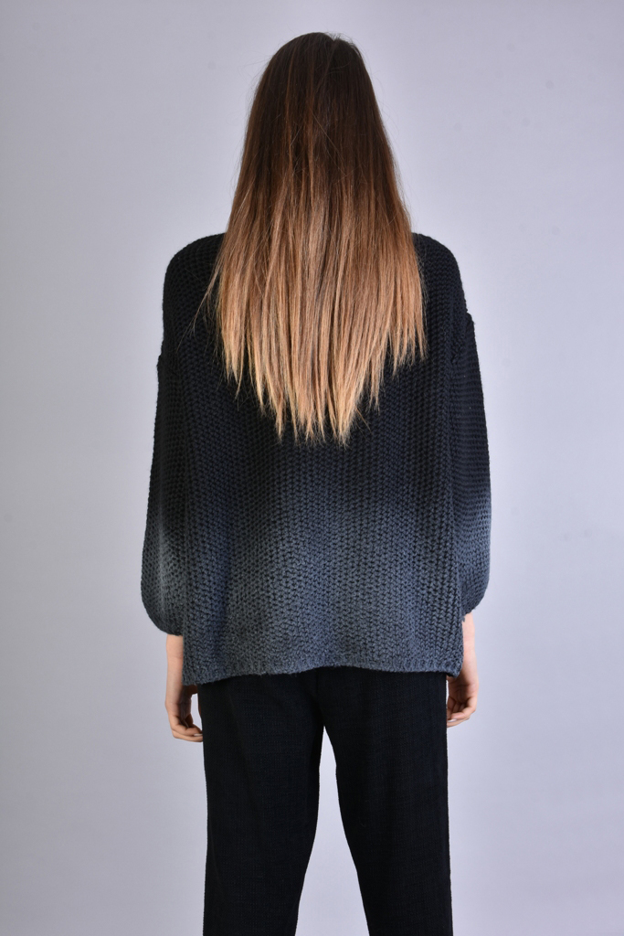 Свитер силуэта оверсайз с градиентом SM