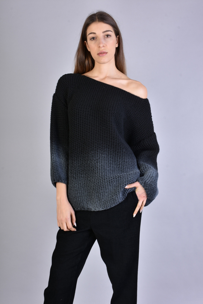 Свитер силуэта оверсайз с градиентом SM