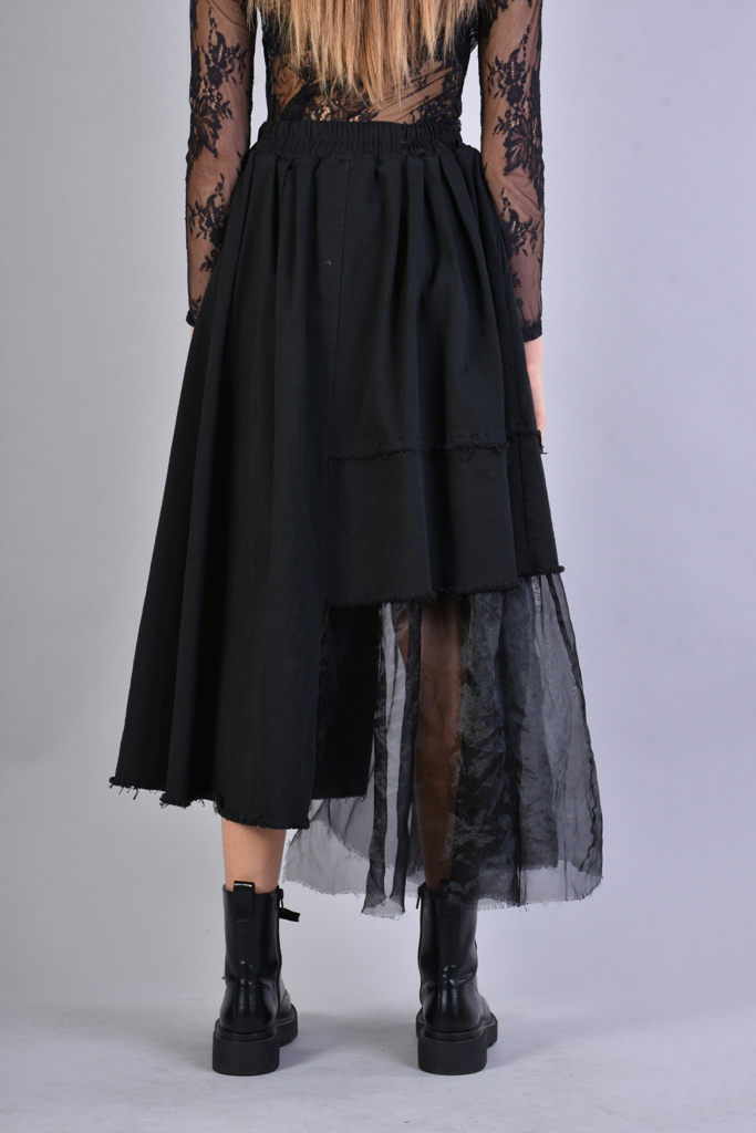 Асимметричная многослойная юбка со вставкой из органзы SM