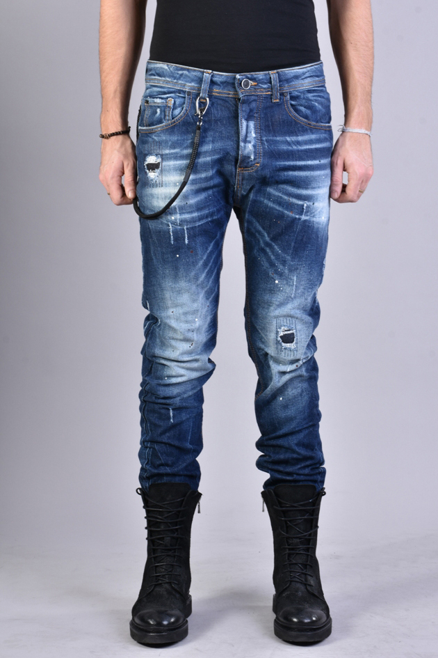 Синие джинсы с выбеленным эффектом потертостями и заплатами Xagon