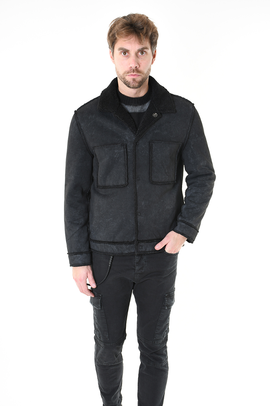 Короткая дубленка из эко-овчины с накладными карманами Xagon