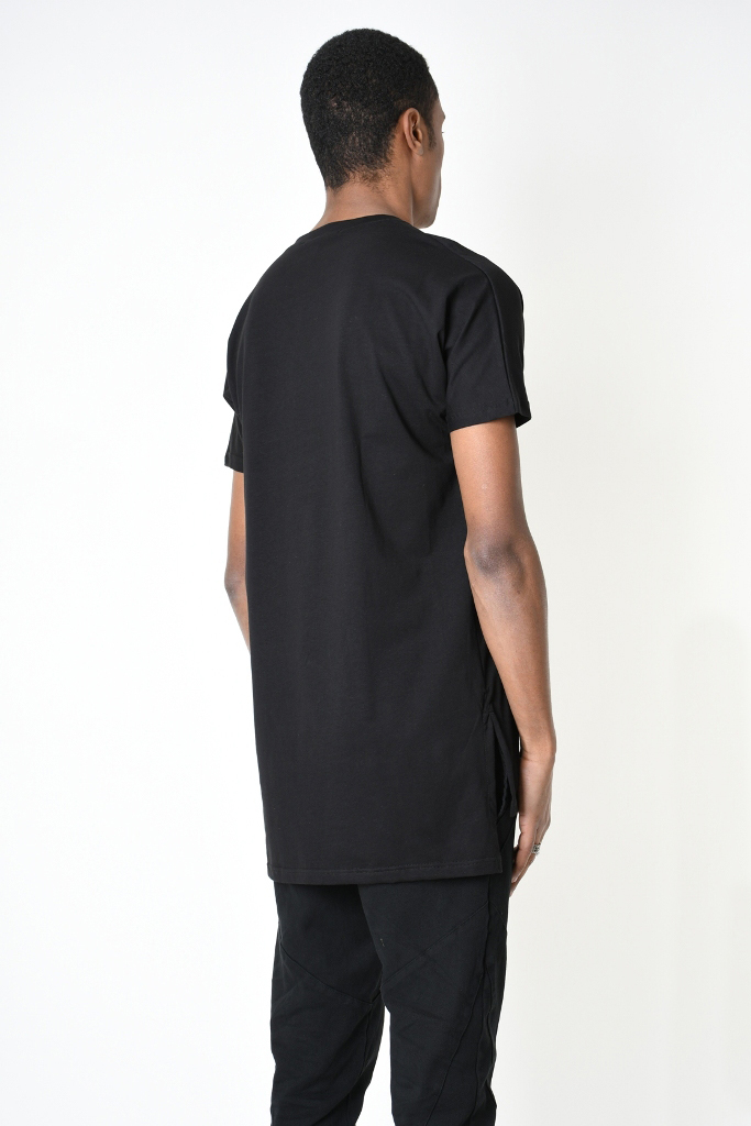 Футболка удлиненная сзади с разрезами по бокам LH