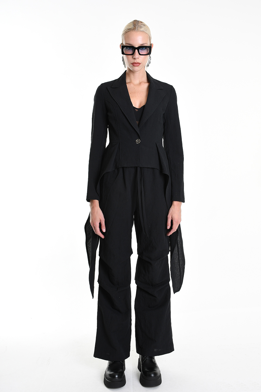 Жакет изо льна и хлопка с асимметричной баской LH