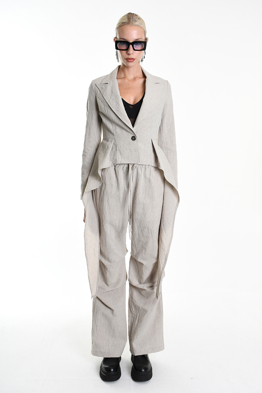 Жакет изо льна и хлопка с асимметричной баской LH