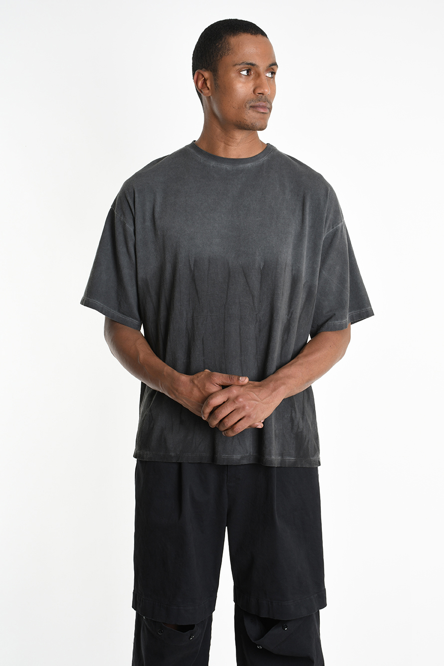 Футболка оверсайз холодного окраса с градиентом LH