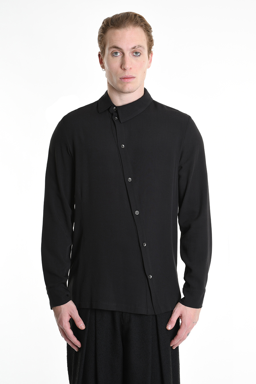 Рубашка с асимметричной застежкой и французским воротником LH