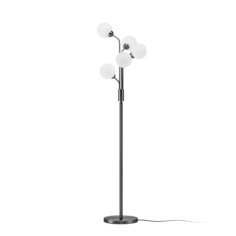 Ball floor lamp