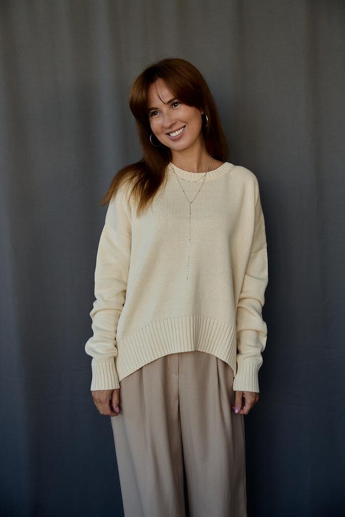 Джемпер  с круглым вырезом  из  хлопка молочный