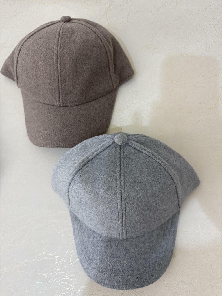 Бейсболка из шерсти